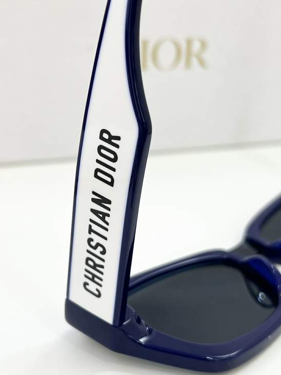 Picture of Dior Sunglasses _SKUfw76146433fw